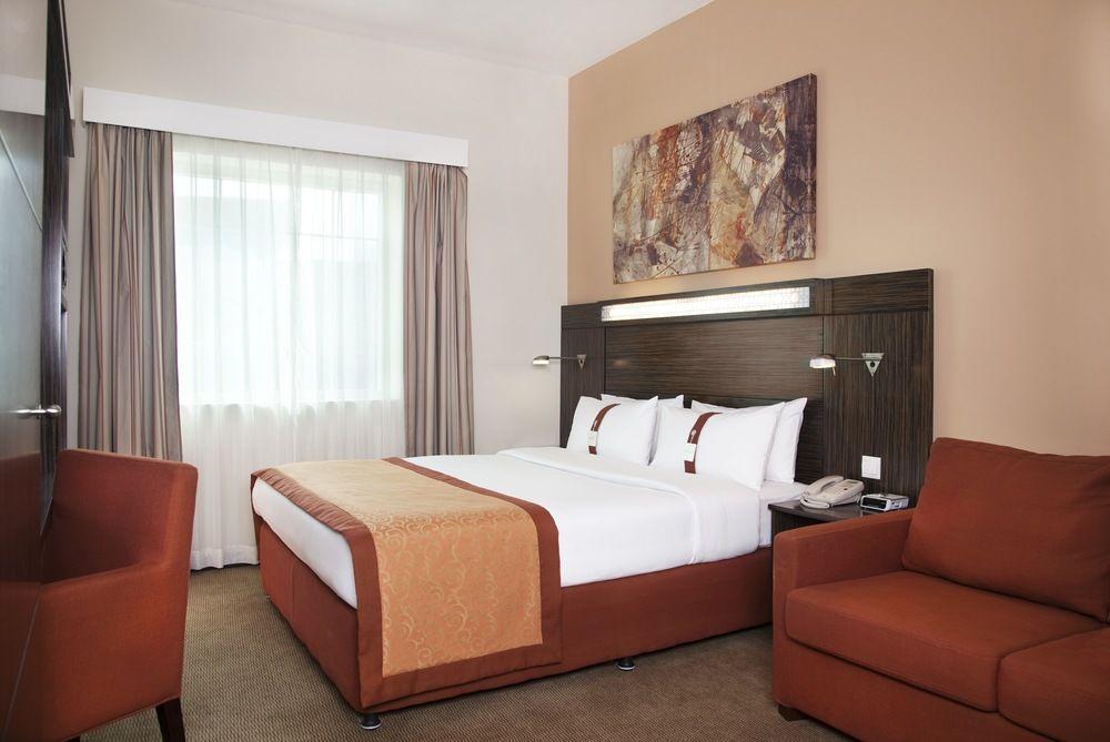 Holiday Inn Express Dubai Safa Park, An Ihg Hotel Ngoại thất bức ảnh