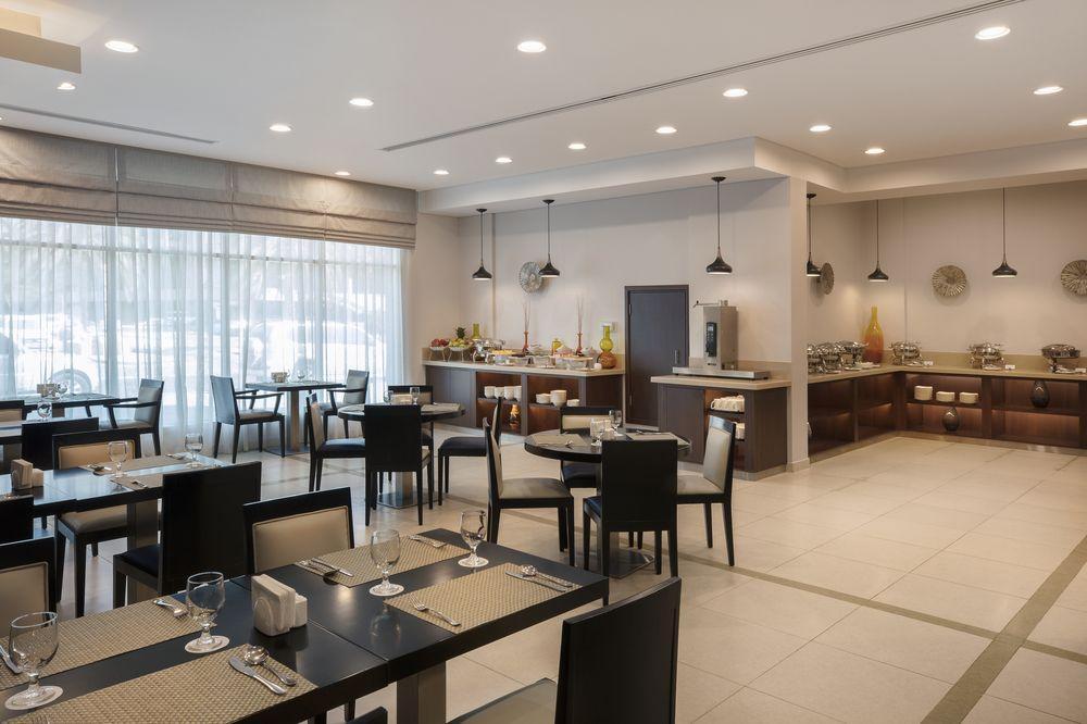 Holiday Inn Express Dubai Safa Park, An Ihg Hotel Ngoại thất bức ảnh