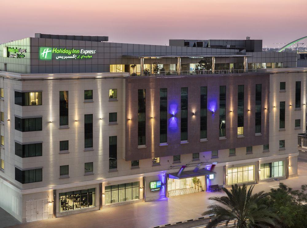 Holiday Inn Express Dubai Safa Park, An Ihg Hotel Ngoại thất bức ảnh