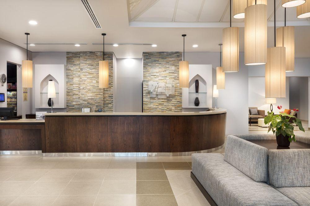 Holiday Inn Express Dubai Safa Park, An Ihg Hotel Ngoại thất bức ảnh